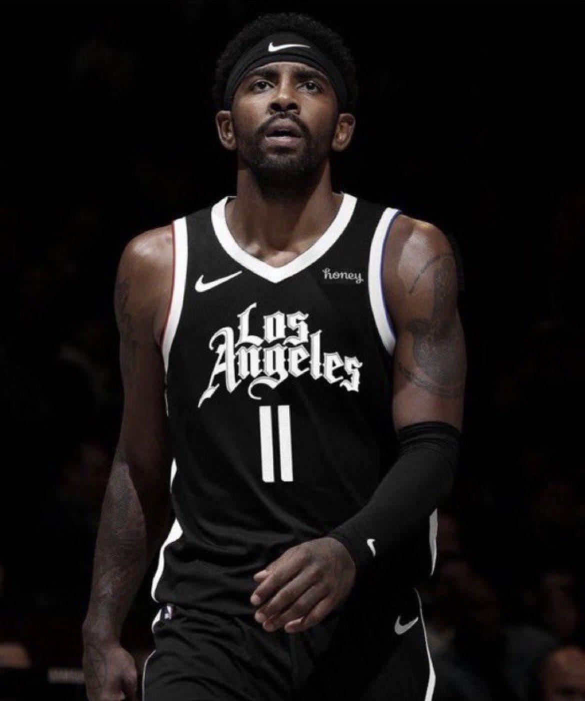 意媒：因西涅优先考虑加盟拉齐奥，他正等待俱乐部的明确信号（意媒：因西涅更倾向加盟拉齐奥，正等待俱乐部明确表态）