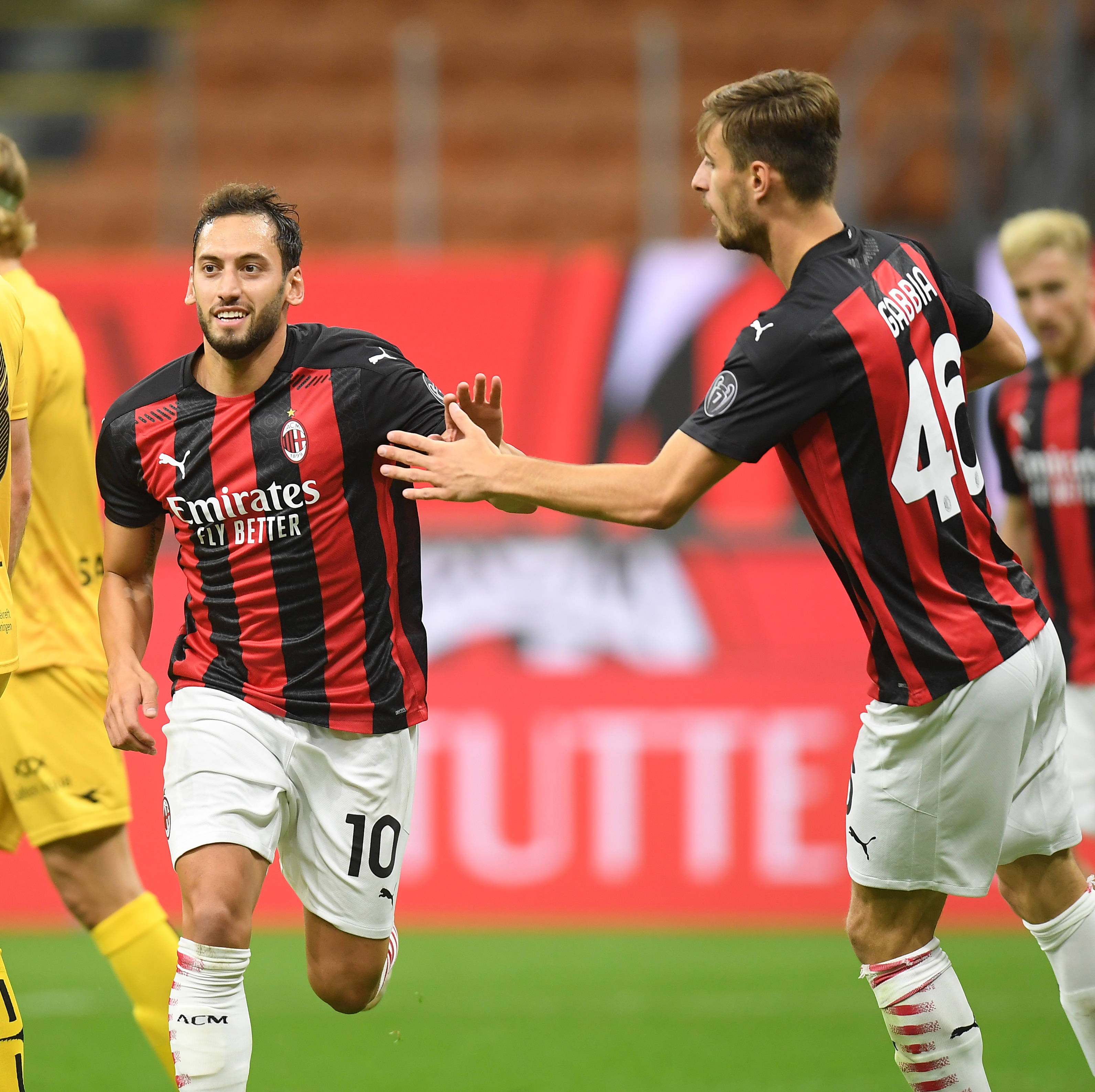 足球世界杯32强全部出炉，分档引巨大讨论（足球世界杯32强尘埃落定，分档方案掀起热议）